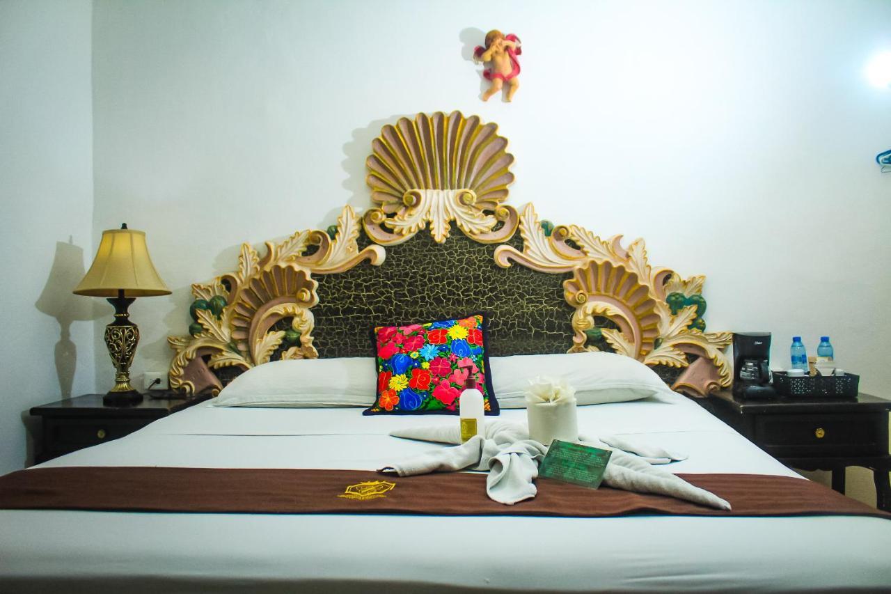 Palacio Canton Hotel - Valladolid วัลลาโดลิด ภายนอก รูปภาพ