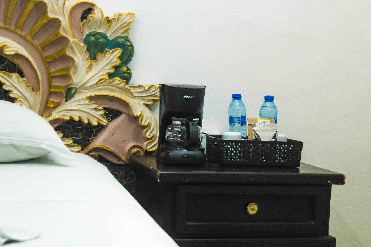 Palacio Canton Hotel - Valladolid วัลลาโดลิด ภายนอก รูปภาพ