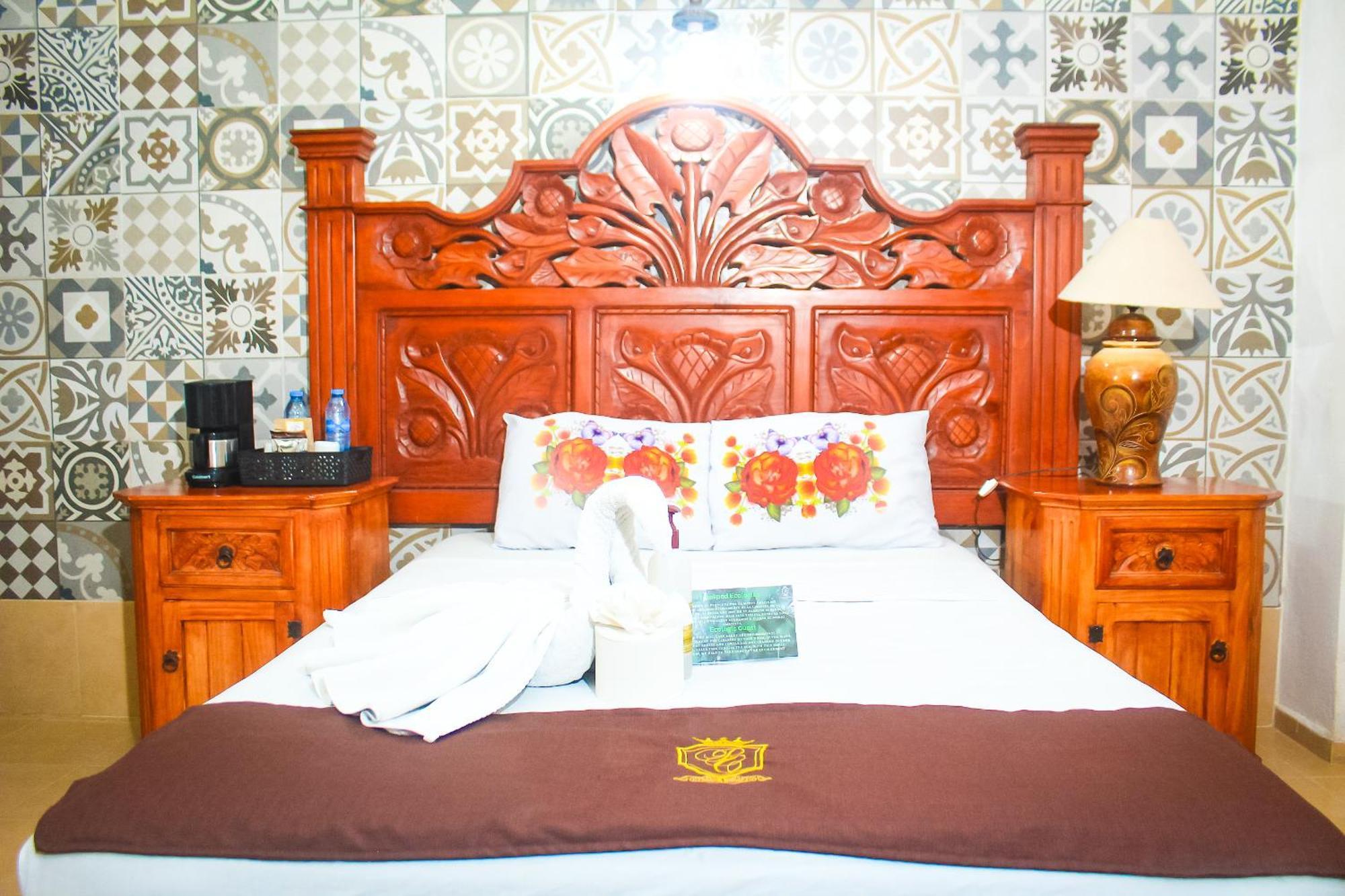 Palacio Canton Hotel - Valladolid วัลลาโดลิด ภายนอก รูปภาพ